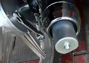 глушак наружная деталь закреплена.jpg