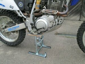 1643140372_20-hdpic-club-p-podstavka-pod-mototsikl-svoimi-rukami-43_photo-resizer.ru (2).jpg